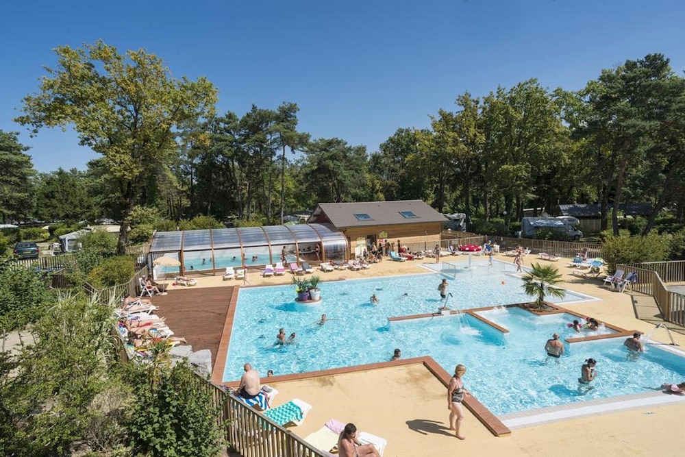 camping la pinede