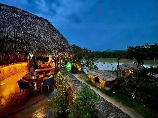 resort and restaurant