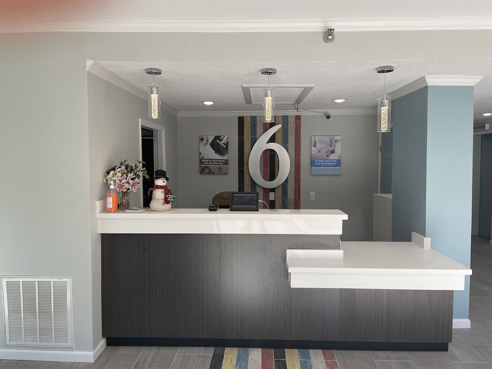 studio 6 vicksburg ms downtown