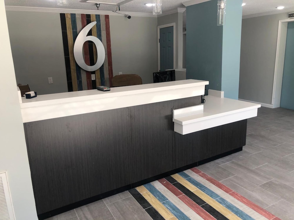 studio 6 vicksburg ms downtown