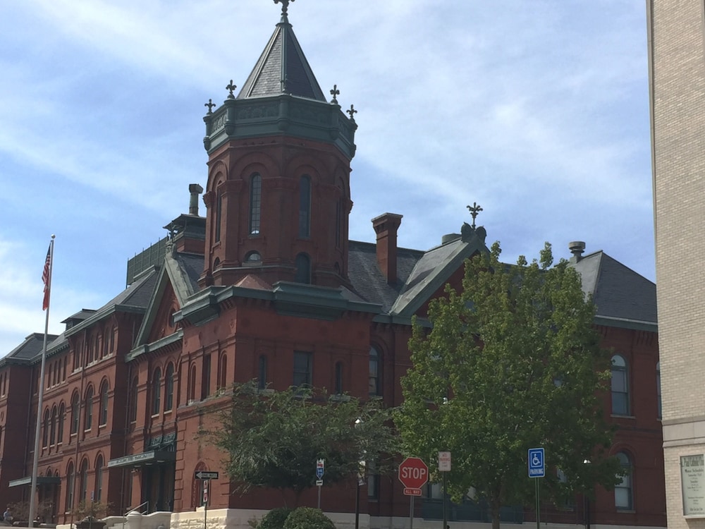 studio 6 vicksburg ms downtown