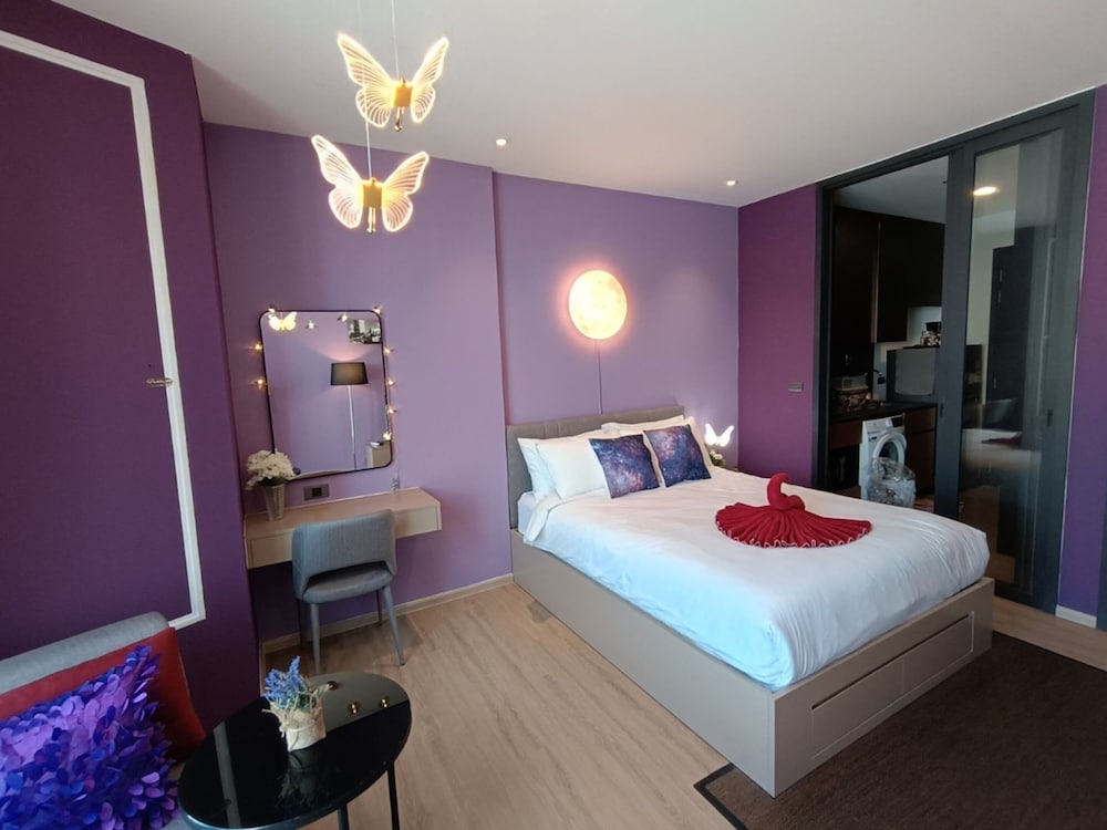 edge central pattaya near walking street
