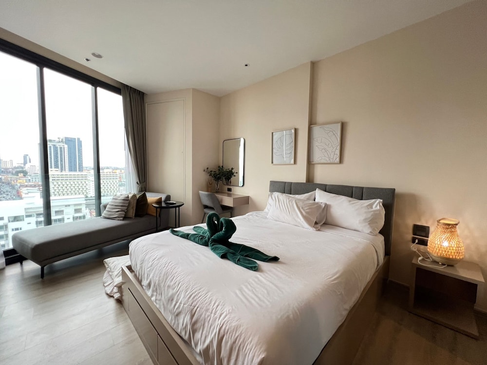 edge central pattaya near walking street