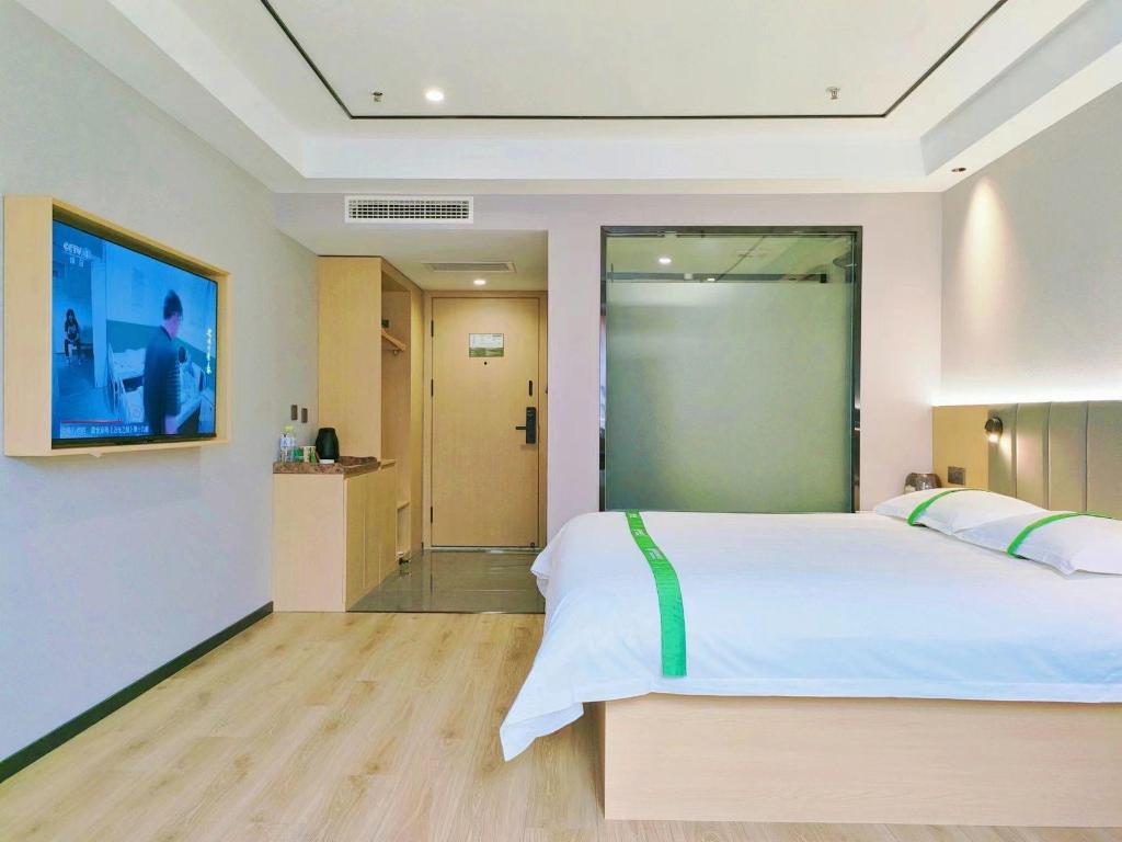 greentree inn qingdao wuyishan road jiashike shopping center