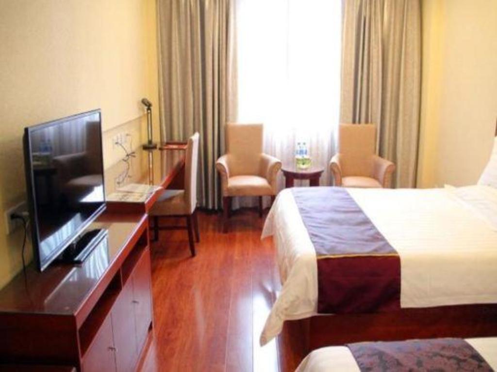 greentree inn qingdao wuyishan road jiashike shopping center