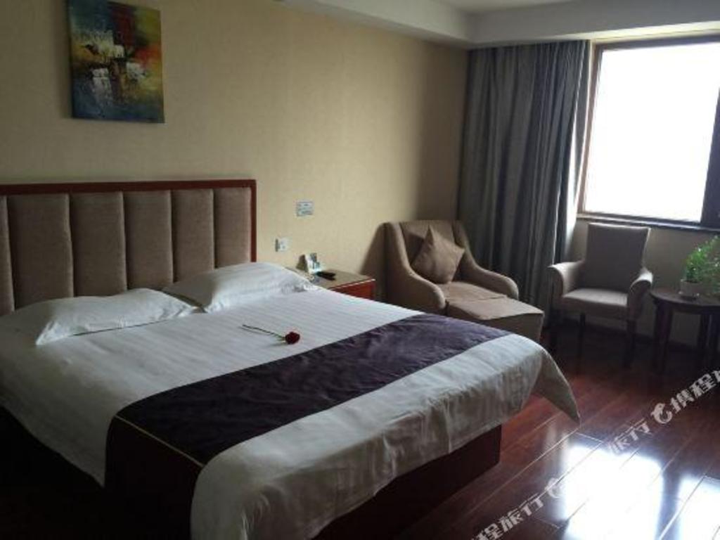 greentree inn qingdao wuyishan road jiashike shopping center