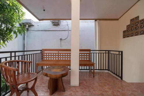 reddoorz near rs awal bros sudirman pekanbaru