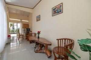 reddoorz near rs awal bros sudirman pekanbaru