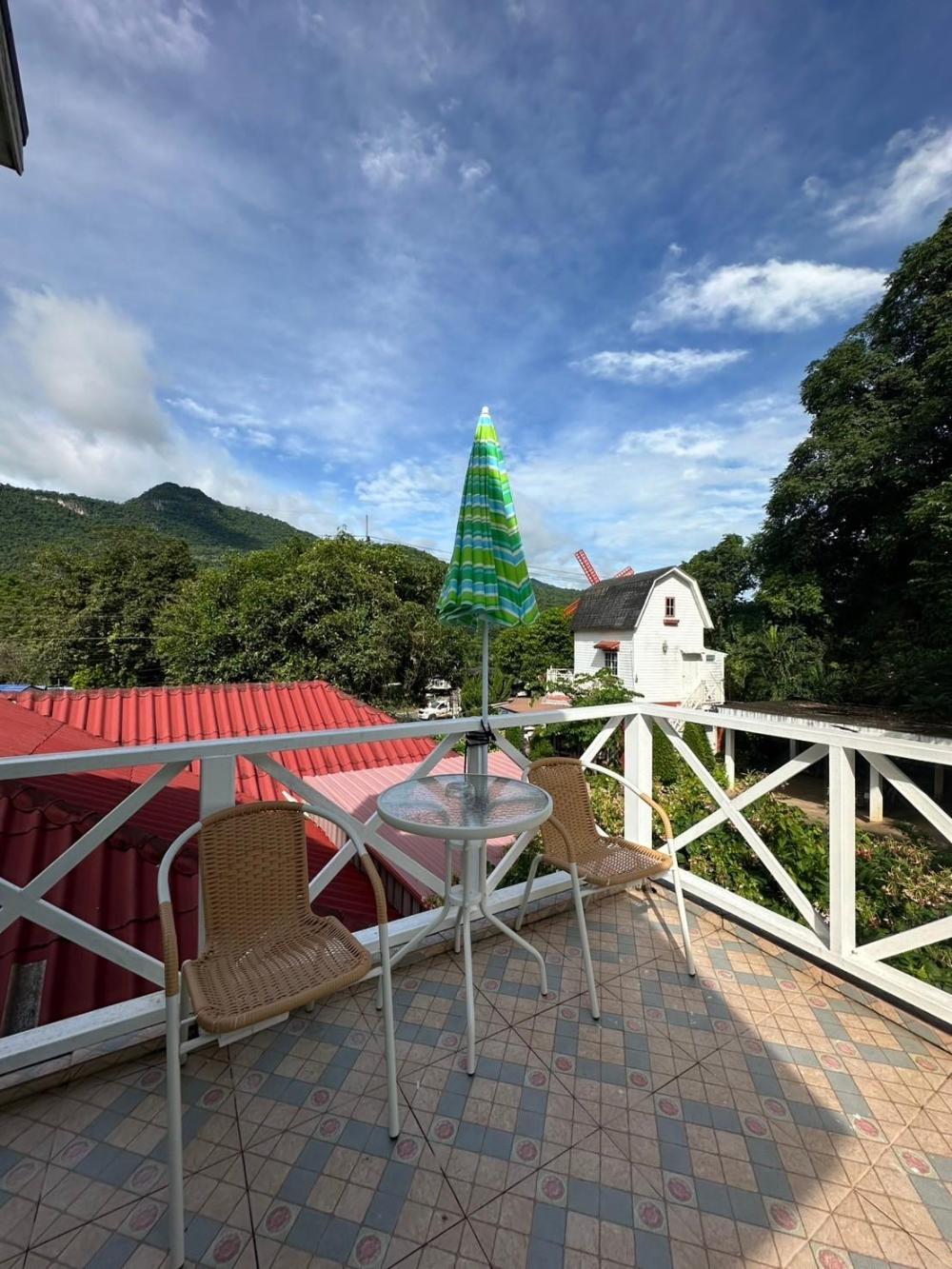 suriyan villa