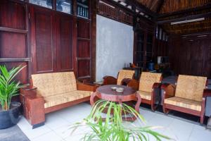 urbanview hotel telu wolu monjali by reddoorz