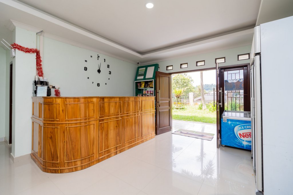 urbanview hotel kampung istal megamendung puncak by reddoorz