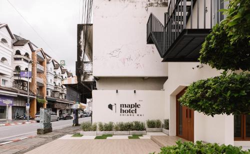 maplewood hotel chiangmai