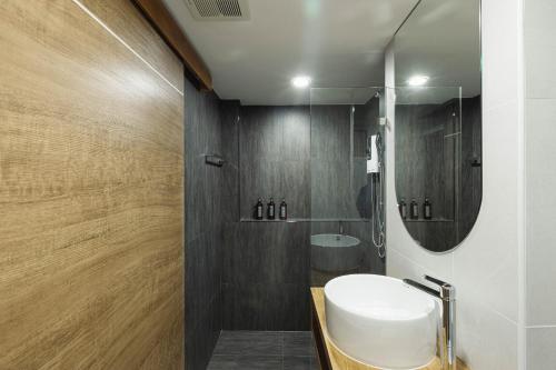 maplewood hotel chiangmai