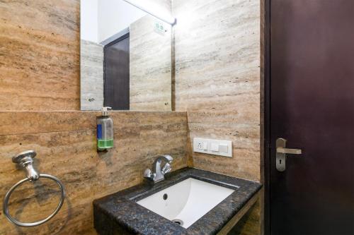 super collection o bisarjan ghat formerly eden rocks