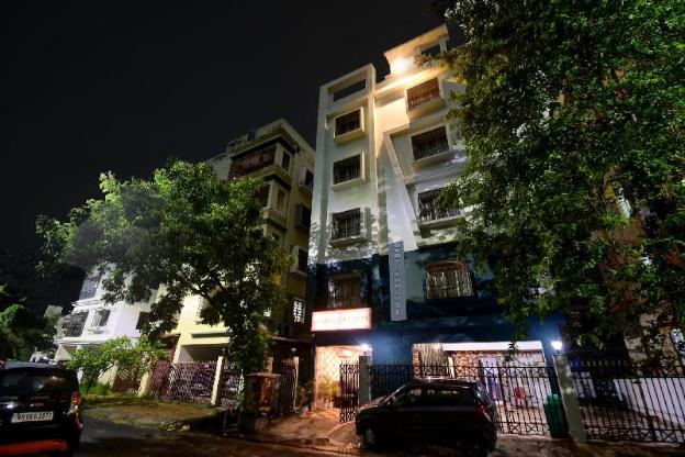 super collection o bisarjan ghat formerly eden rocks