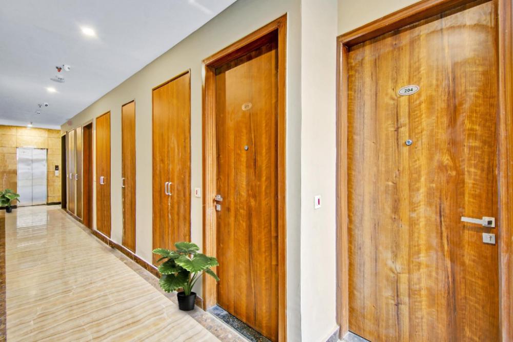 townhouse golden frame near sec 62 noida