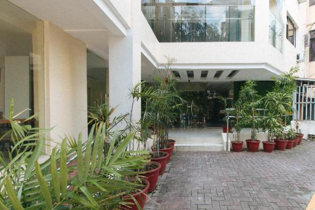 urbanview san antonios place sampaloc manila