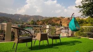 pop mohija homestay