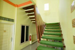 reddoorz plus jalan fl lumban tobing sibolga