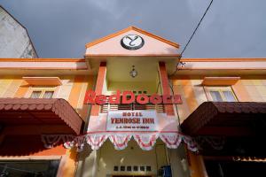 reddoorz plus jalan fl lumban tobing sibolga