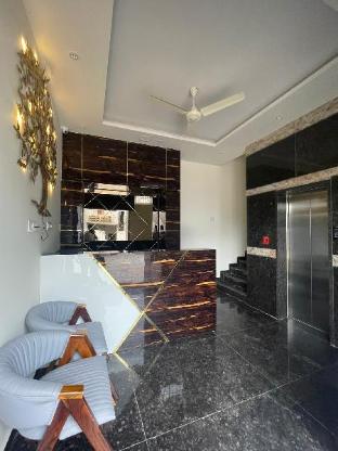 Happys Hotel,India>>Bengaluru,5 star