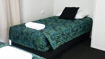 port denison motor inn