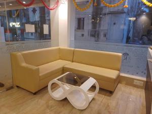 Kings Palace,India>>Chennai,2 star