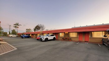 tweed river motel