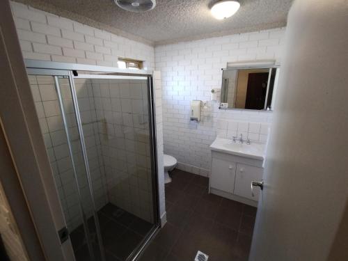 junction motel wagga