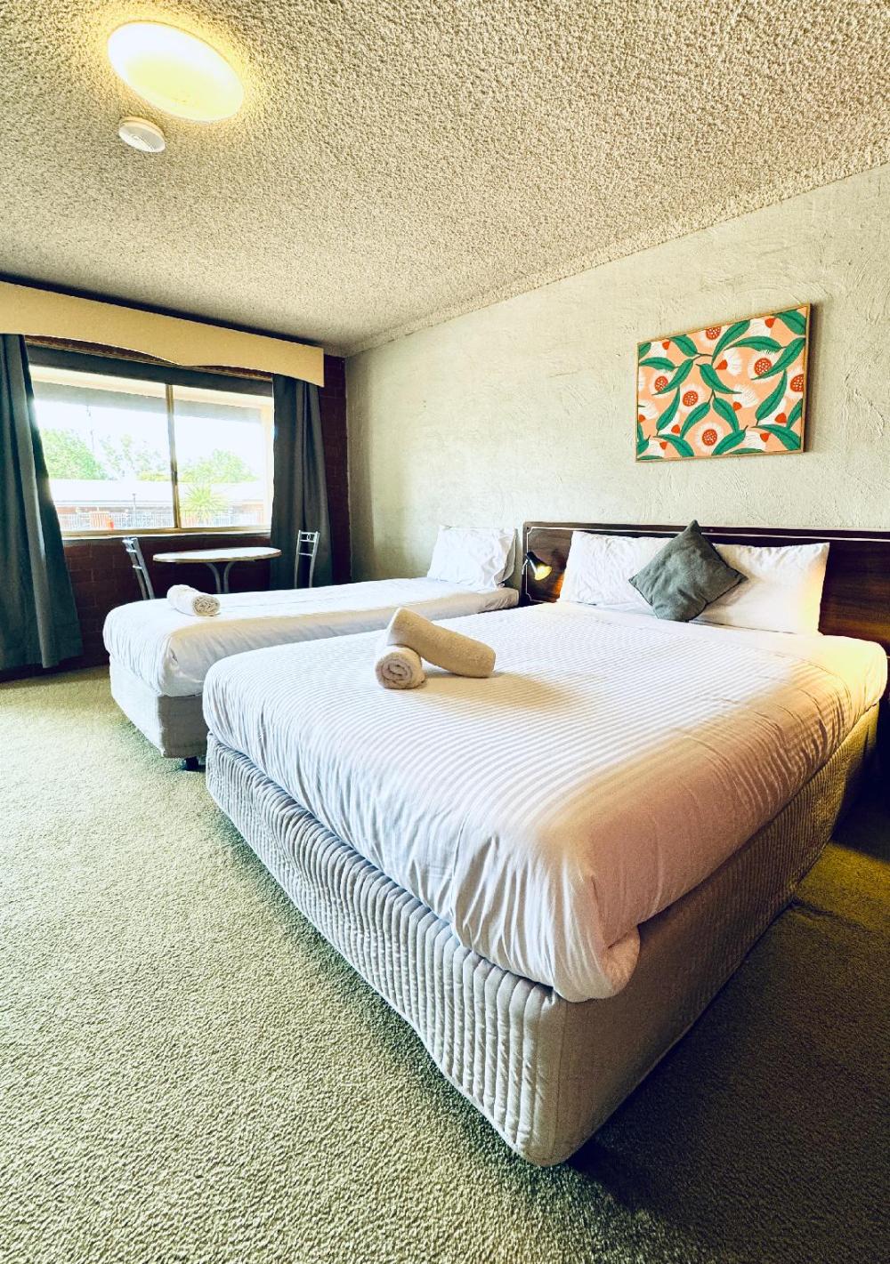 junction motel wagga