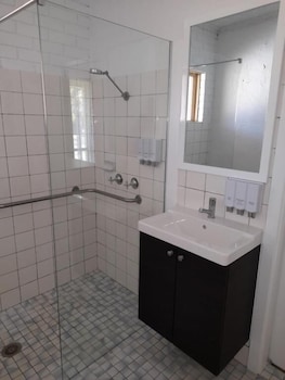 junction motel wagga