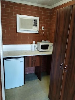 junction motel wagga