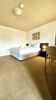 junction motel wagga