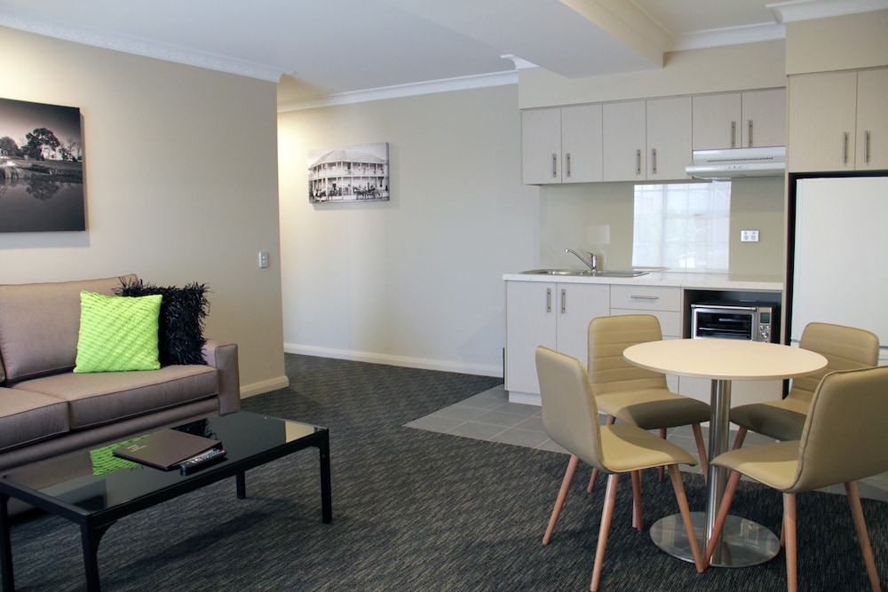 mercure orange