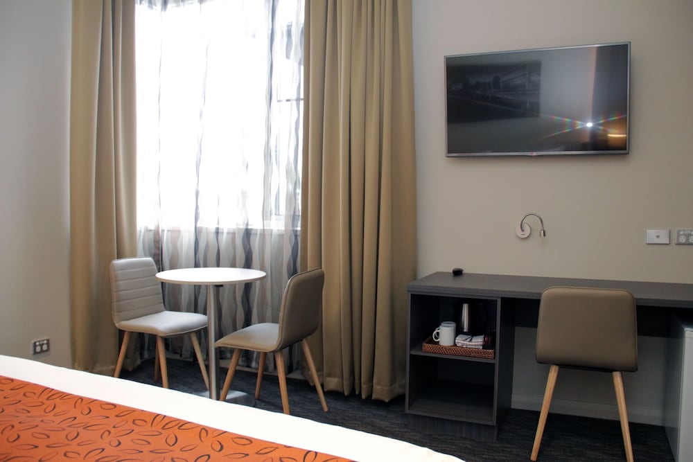 mercure orange