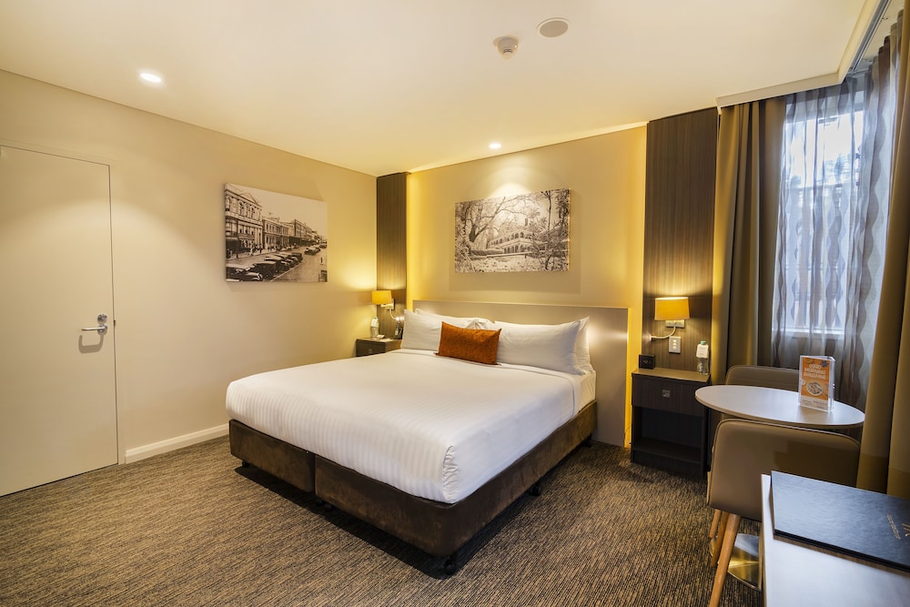 mercure orange