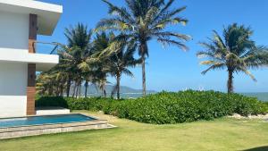 saint simeon resort villa owner