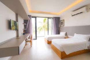 saint simeon resort villa owner