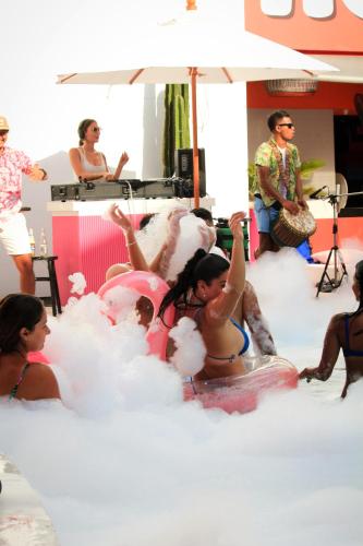 socialtel samui party hotel