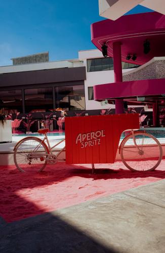 socialtel samui party hotel