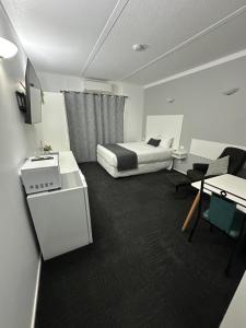 riviana motel