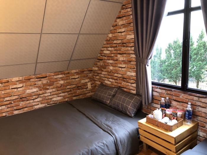 pine tree homestay