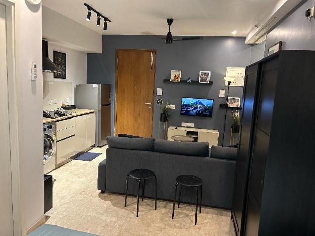 london studio apartment hiranandani thane