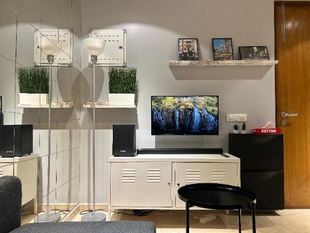 london studio apartment hiranandani thane