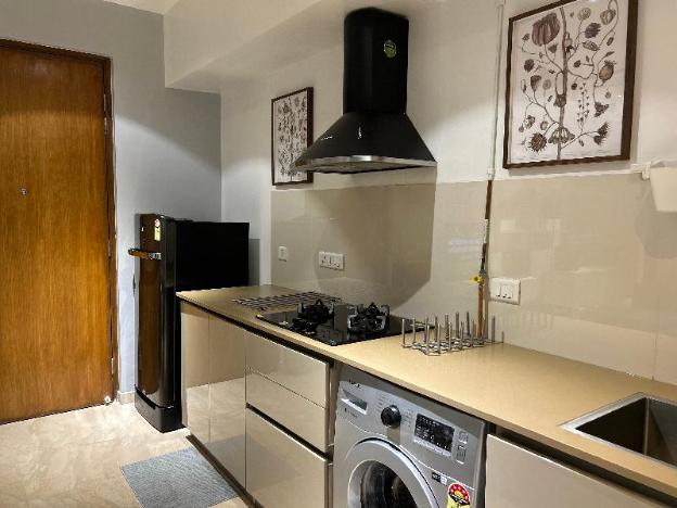 london studio apartment hiranandani thane