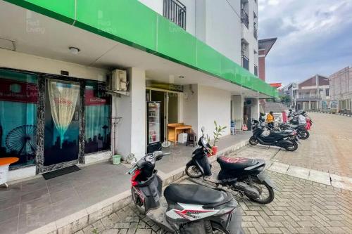 redliving apartemen green lake view ciputat pelangi rooms 1 tower e