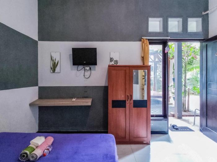 kartini guest house near alun alun probolinggo