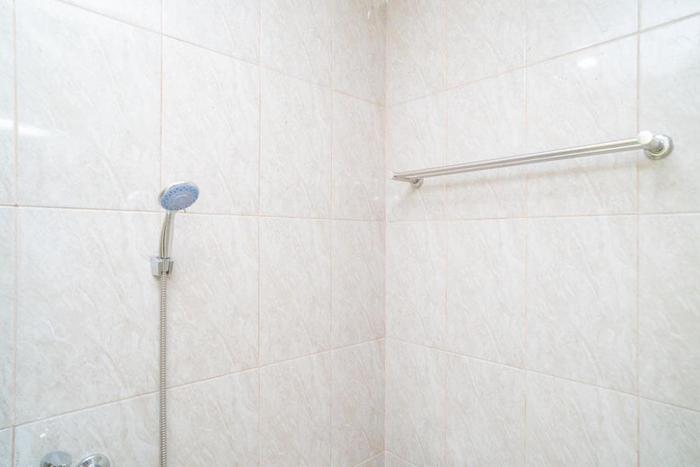 reddoorz near stasiun tangerang