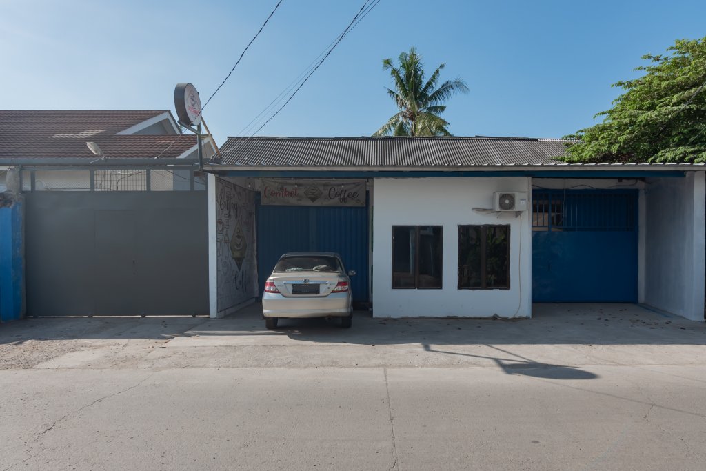 reddoorz jalan raya tuparev karawang