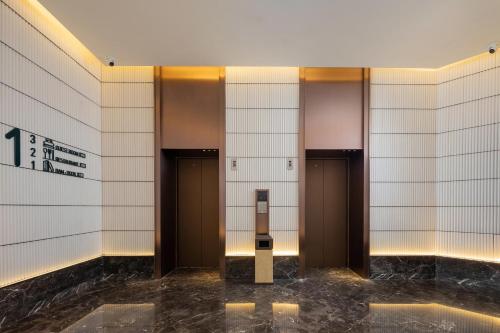 atour hotel jincheng zezhou road